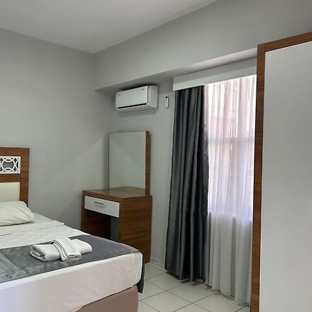 אלאניה Rosella Hotel מראה חיצוני תמונה