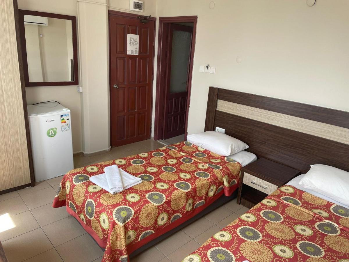 אלאניה Rosella Hotel מראה חיצוני תמונה