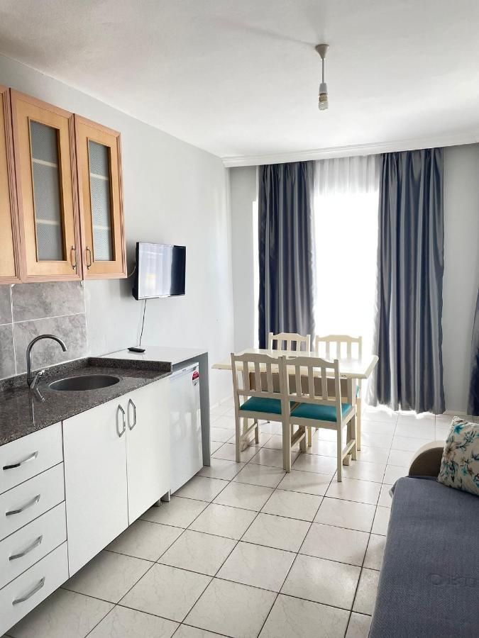 אלאניה Rosella Hotel מראה חיצוני תמונה