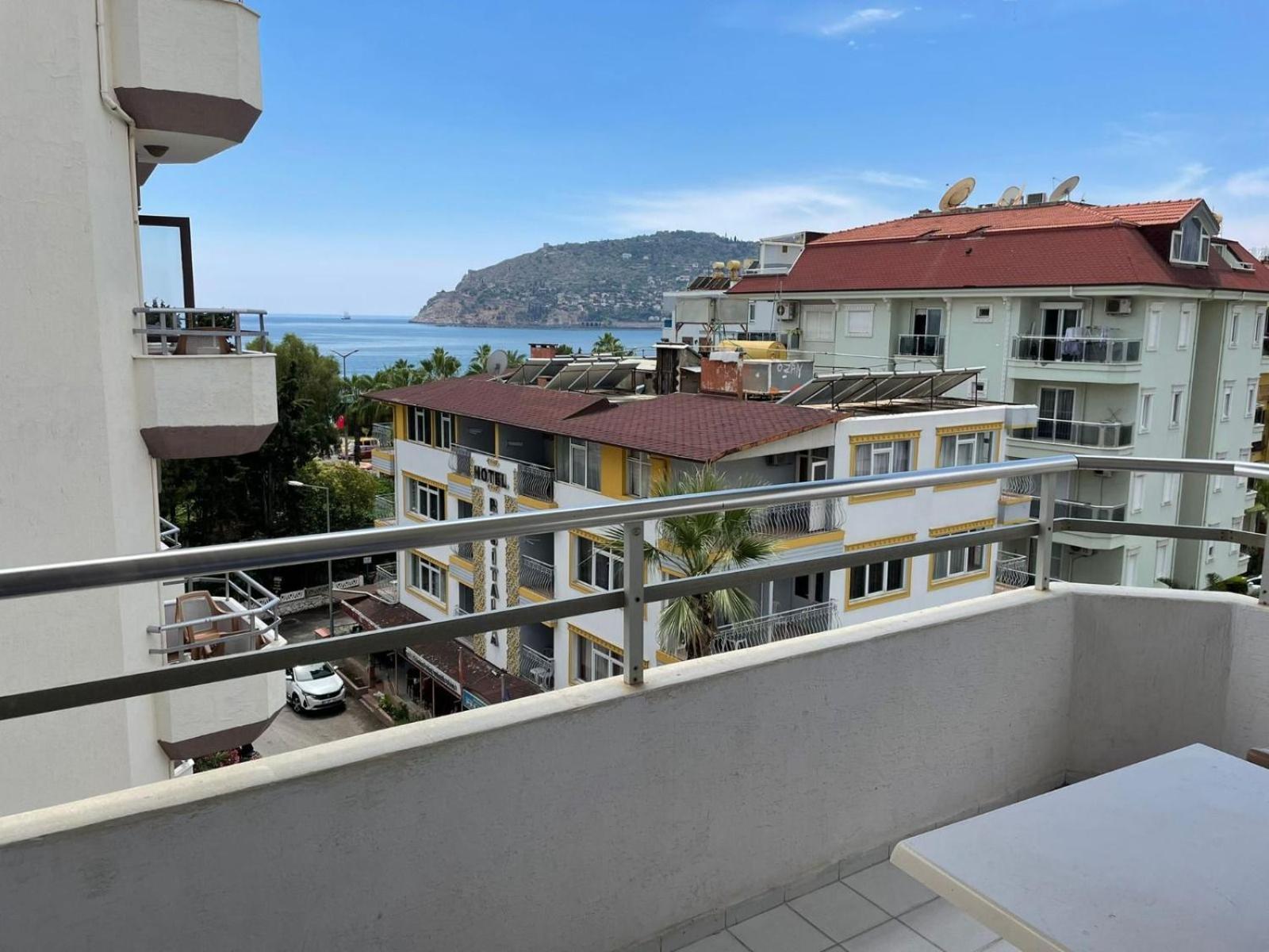 אלאניה Rosella Hotel מראה חיצוני תמונה