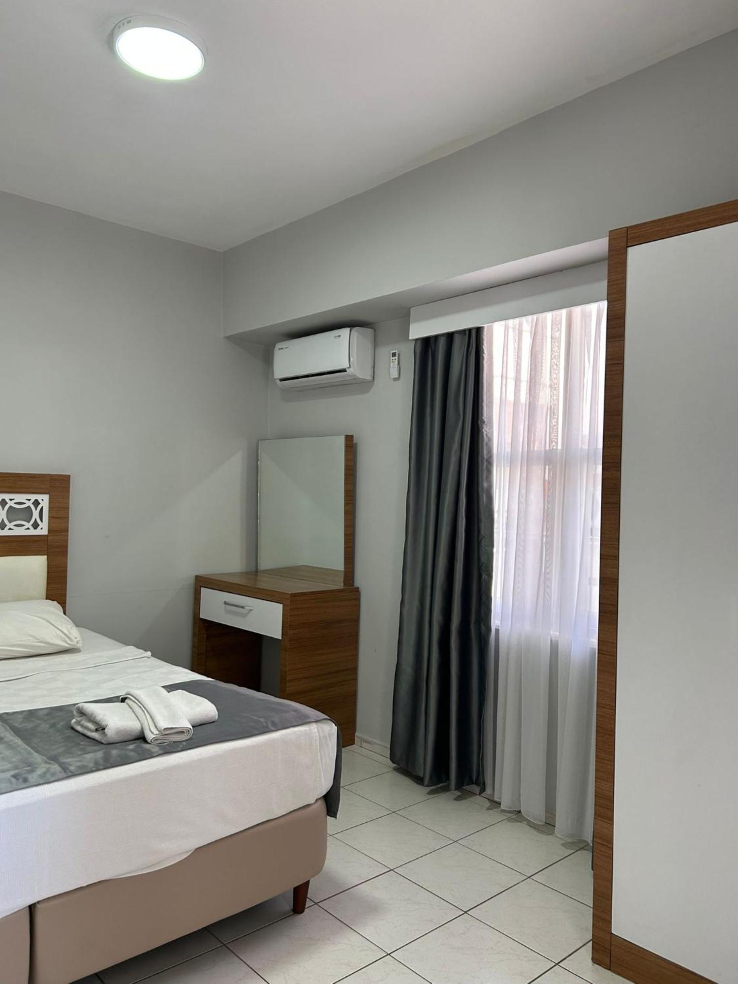 אלאניה Rosella Hotel מראה חיצוני תמונה