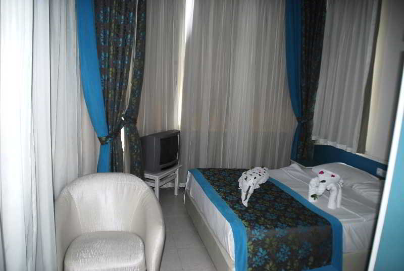 אלאניה Rosella Hotel מראה חיצוני תמונה