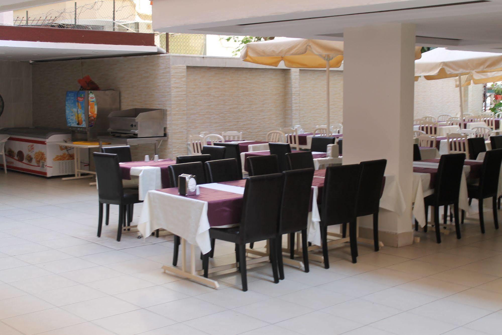 אלאניה Rosella Hotel מראה חיצוני תמונה